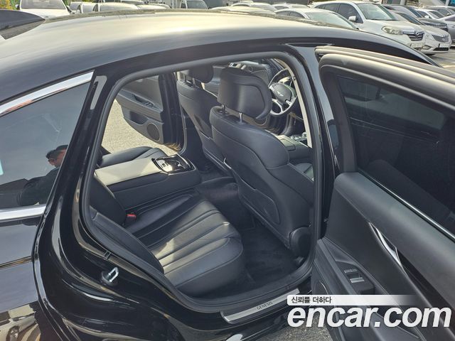 Genesis G80 (RG3) Gasoline 2.5 Turbo AWD 2023 — фото 16