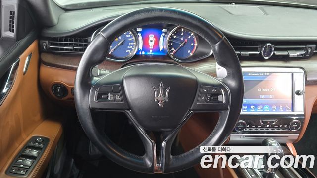 Maserati Quattroporte 3.0 Diesel 2014 — фото 13
