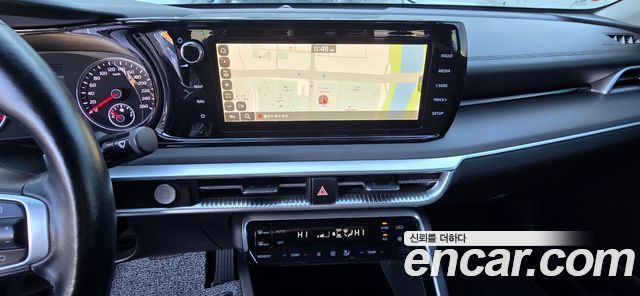 Kia K5 (III) 2.0 Prestige 2021 — фото 9