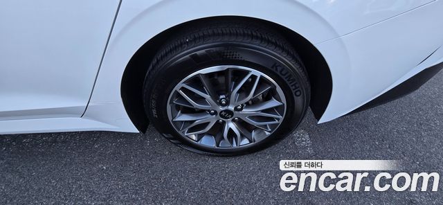 Kia K5 (III) 2.0 Prestige 2021 — фото 24