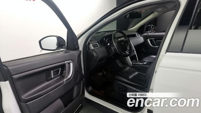 Land Rover Discovery Sport 2.0 TD4 SE (150PS) 2017 — фото 10