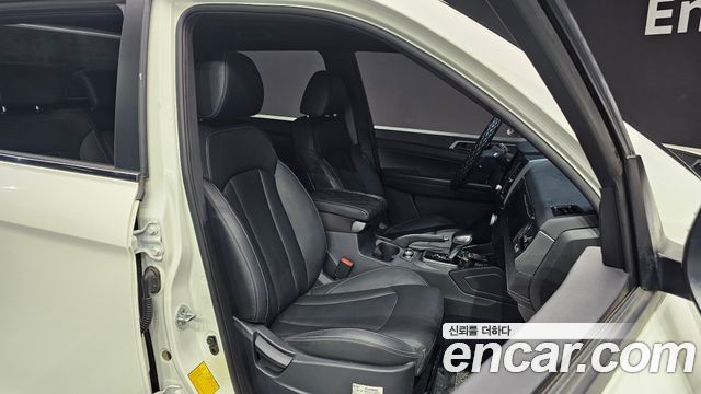 KG Mobility (SsangYong) Rexton Sports Khan Diesel 2.2 4WD Prestige 2022 — фото 10