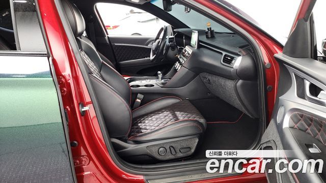 Genesis G70 3.3T Sport AWD Prestige 2019 — фото 11