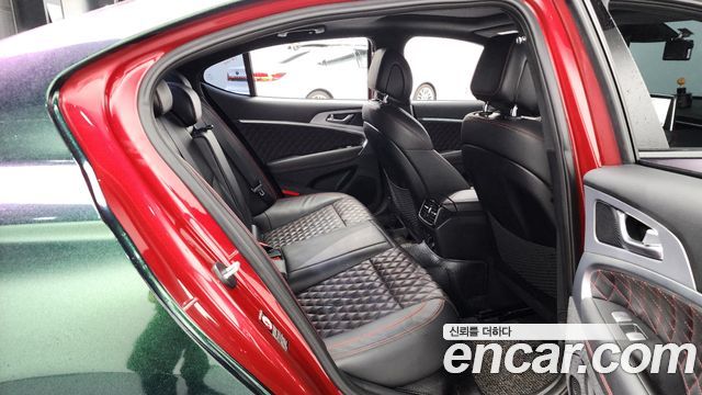 Genesis G70 3.3T Sport AWD Prestige 2019 — фото 12