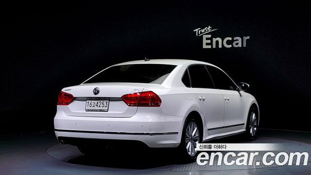 Volkswagen Passat 1.8 TSI B7 2015 — фото 2