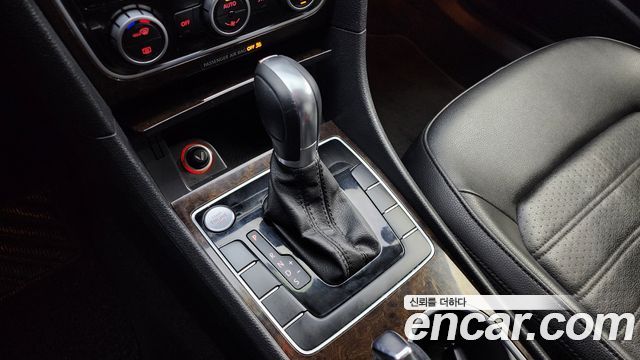 Volkswagen Passat 1.8 TSI B7 2015 — фото 9