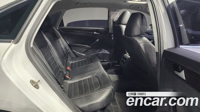Volkswagen Passat 1.8 TSI B7 2015 — фото 12