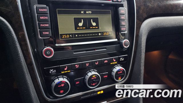 Volkswagen Passat 1.8 TSI B7 2015 — фото 16