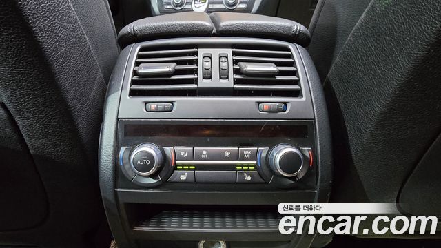 BMW 5 Series (F10) 528i xDrive Luxury 2015 — фото 19
