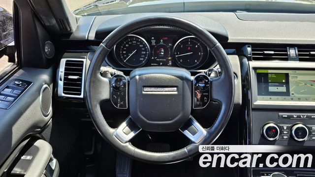 Land Rover Discovery 5 2.0 SD4 SE 2019 — фото 14