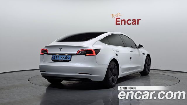 Tesla Model 3 Standard Range Plue RWD 2020 — фото 2