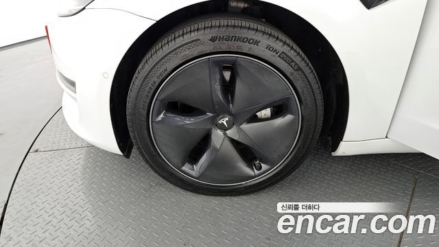 Tesla Model 3 Standard Range Plue RWD 2020 — фото 5