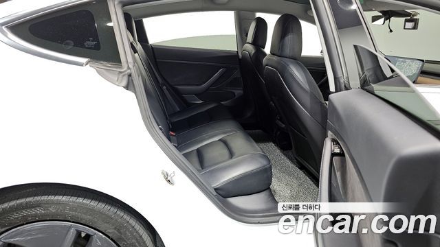 Tesla Model 3 Standard Range Plue RWD 2020 — фото 16
