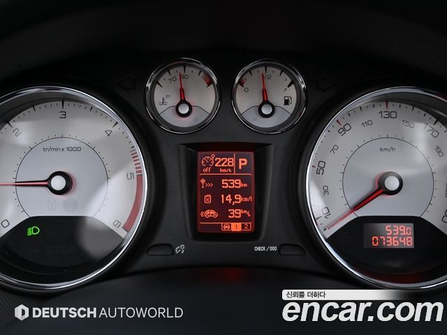 Peugeot 308CC 2.0 HDi First Generation 2014 — фото 8