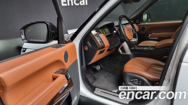 Land Rover Range Rover (IV) 5.0 SC AB 2017 — фото 10