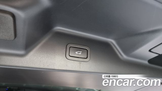 Land Rover Range Rover (IV) 5.0 SC AB 2017 — фото 24