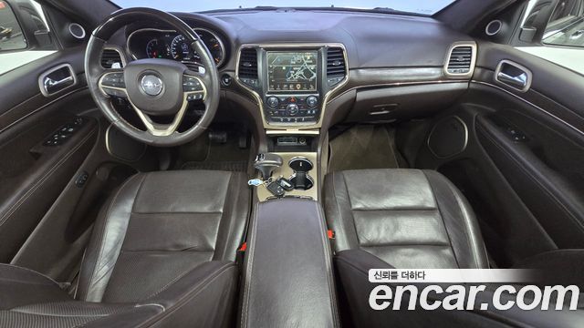 Jeep Grand Cherokee 3.0 Diesel Overland Summit WK2 2015 — фото 7