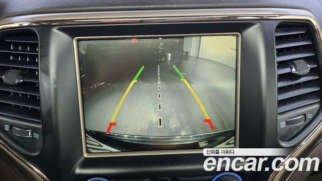 Jeep Grand Cherokee 3.0 Diesel Overland Summit WK2 2015 — фото 15
