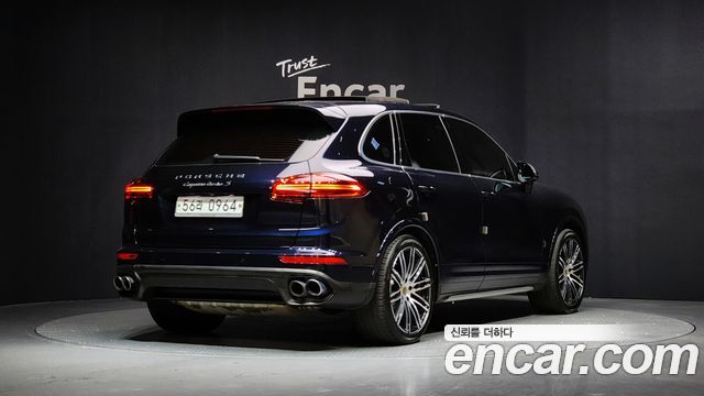 Porsche Cayenne 4.8 Turbo S 958 2016 — фото 2