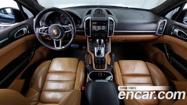 Porsche Cayenne 4.8 Turbo S 958 2016 — фото 7