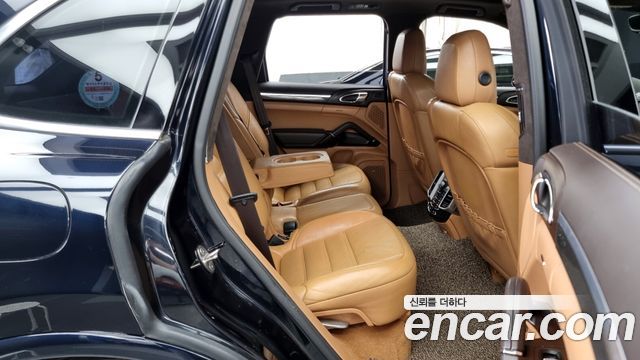Porsche Cayenne 4.8 Turbo S 958 2016 — фото 12