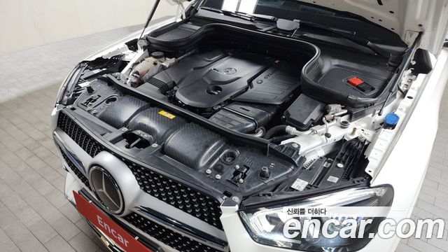 Mercedes-Benz GLE-Class (W167) GLE400d 4MATIC Coupe 2023 — фото 6