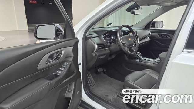 Chevrolet Traverse 3.6 AWD LT Leather Premium 2021 — фото 10