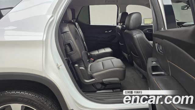 Chevrolet Traverse 3.6 AWD LT Leather Premium 2021 — фото 12