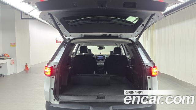 Chevrolet Traverse 3.6 AWD LT Leather Premium 2021 — фото 20