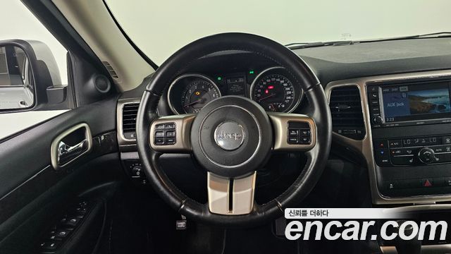 Jeep Grand Cherokee 3.6 Laredo WK2 2011 — фото 12