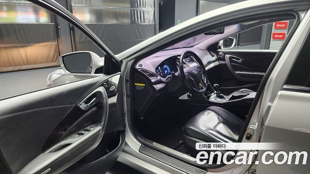 Hyundai Grandeur (HG) HG240 Modern 2013 — фото 10