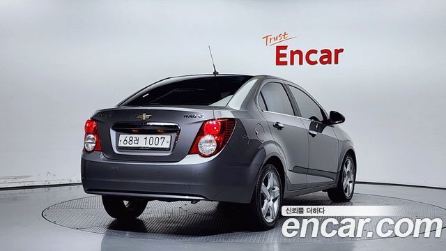 Chevrolet Aveo Sedan LT Luxury 2012 — фото 2