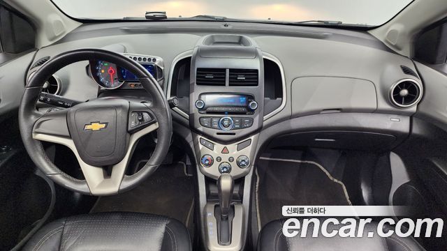 Chevrolet Aveo Sedan LT Luxury 2012 — фото 7