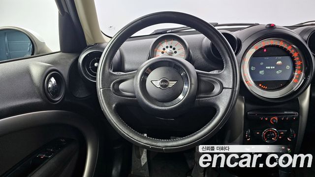 MINI Cooper D Countryman SE 1st 2013 — фото 13