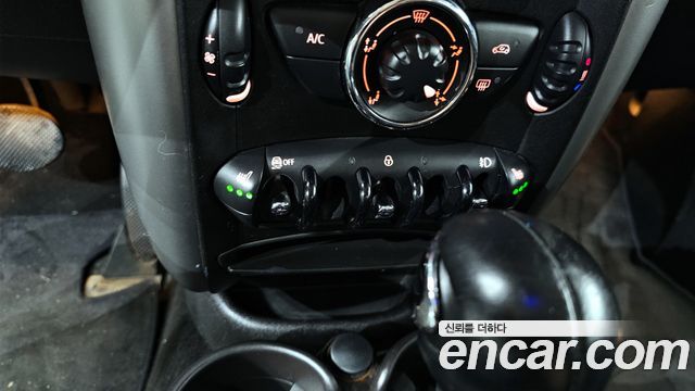 MINI Cooper D Countryman SE 1st 2013 — фото 16