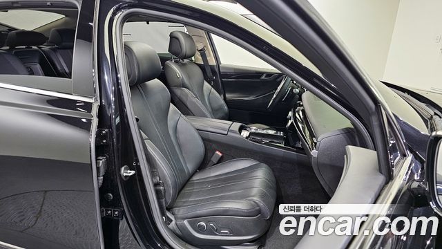 Genesis G80 (RG3) Gasoline 3.5 Turbo AWD 2022 — фото 12