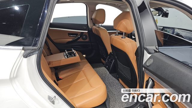 BMW 3 Series GT (F34) GT 320d Luxury 2020 — фото 12
