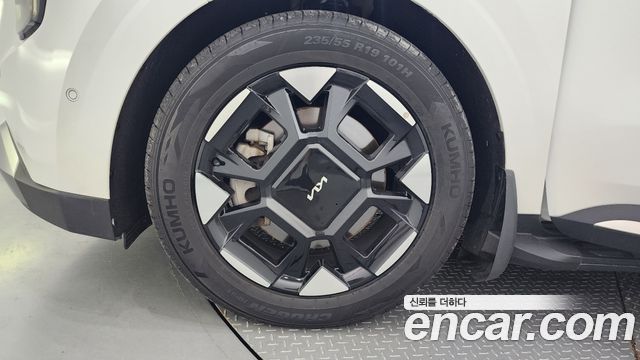 Kia Carnival (IV) 3.5 Structure Change (Bi-Fuel) 2024 — фото 5