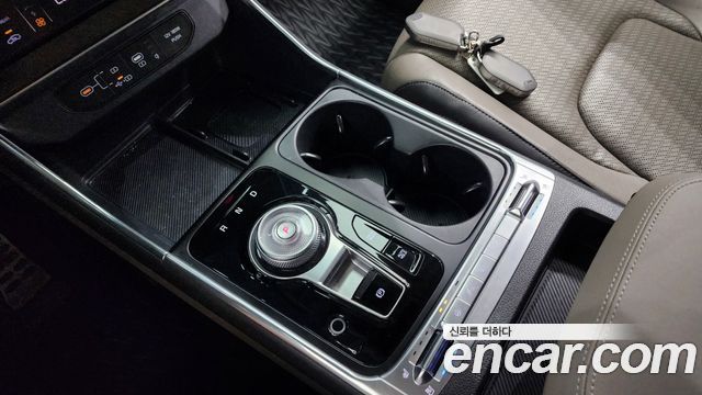 Kia Carnival (IV) 3.5 Structure Change (Bi-Fuel) 2024 — фото 9