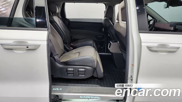 Kia Carnival (IV) 3.5 Structure Change (Bi-Fuel) 2024 — фото 12