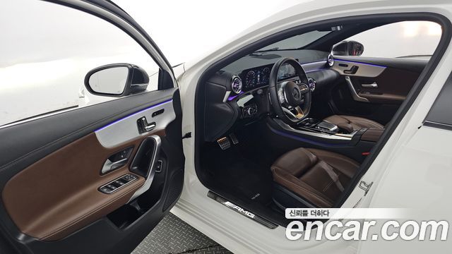 Mercedes-Benz A-Class (W177) AMG A35 4MATIC Sedan 2021 — фото 10