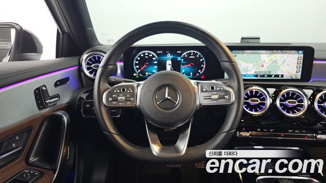 Mercedes-Benz A-Class (W177) AMG A35 4MATIC Sedan 2021 — фото 17