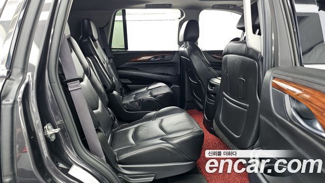 Cadillac Escalade 6.2 4th 2015 — фото 12