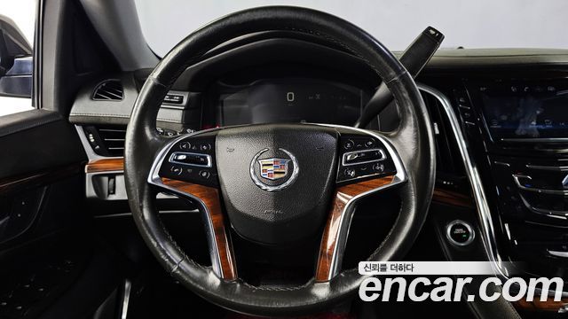 Cadillac Escalade 6.2 4th 2015 — фото 13