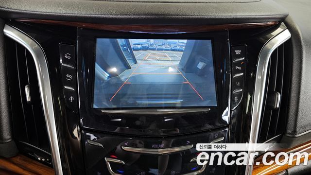 Cadillac Escalade 6.2 4th 2015 — фото 15