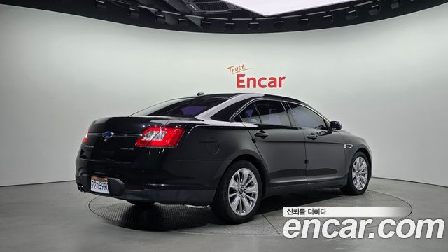 Ford Taurus 3.5 Limited 6th 2012 — фото 2