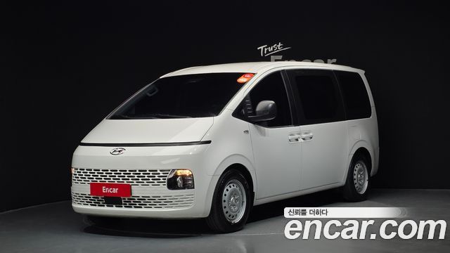 Hyundai Staria 4WD Tourer 11-Seater Smart 2022 — фото 1