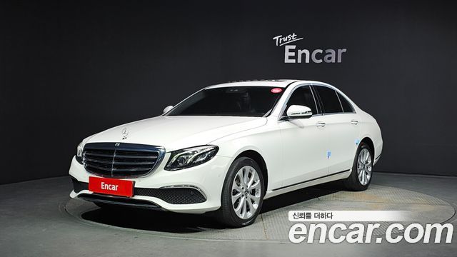 Mercedes-Benz E-Class (W213) E220d 4MATIC Exclusive