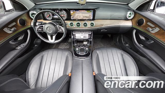Mercedes-Benz E-Class (W213) E220d 4MATIC Exclusive 2020 — фото 7