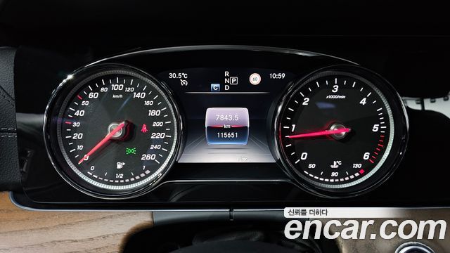 Mercedes-Benz E-Class (W213) E220d 4MATIC Exclusive 2020 — фото 8